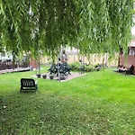 Au Jardin D'éden * Hastiere-par-dela
