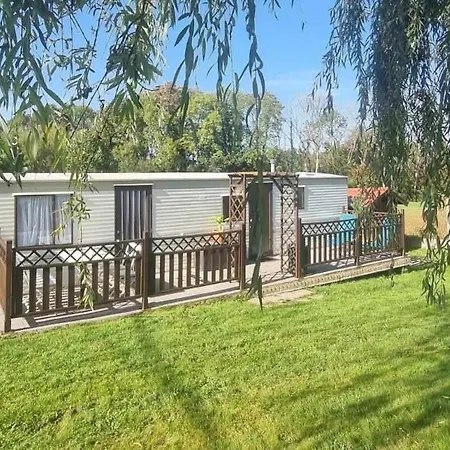 Au Jardin D'eden בית נופש